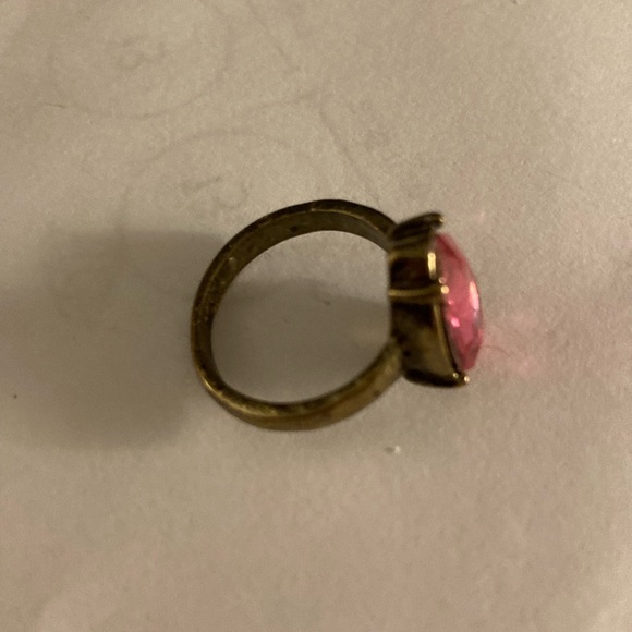 It’s big, bronze, and gaudy. Costume jewelry at its finest! - Picture 3 of 6